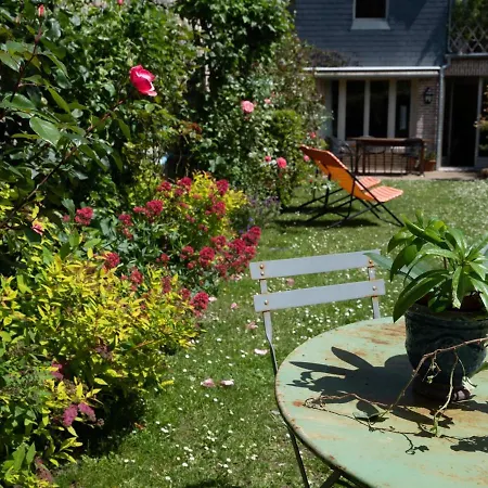 House With Garden In The Heart Of Ferienhaus